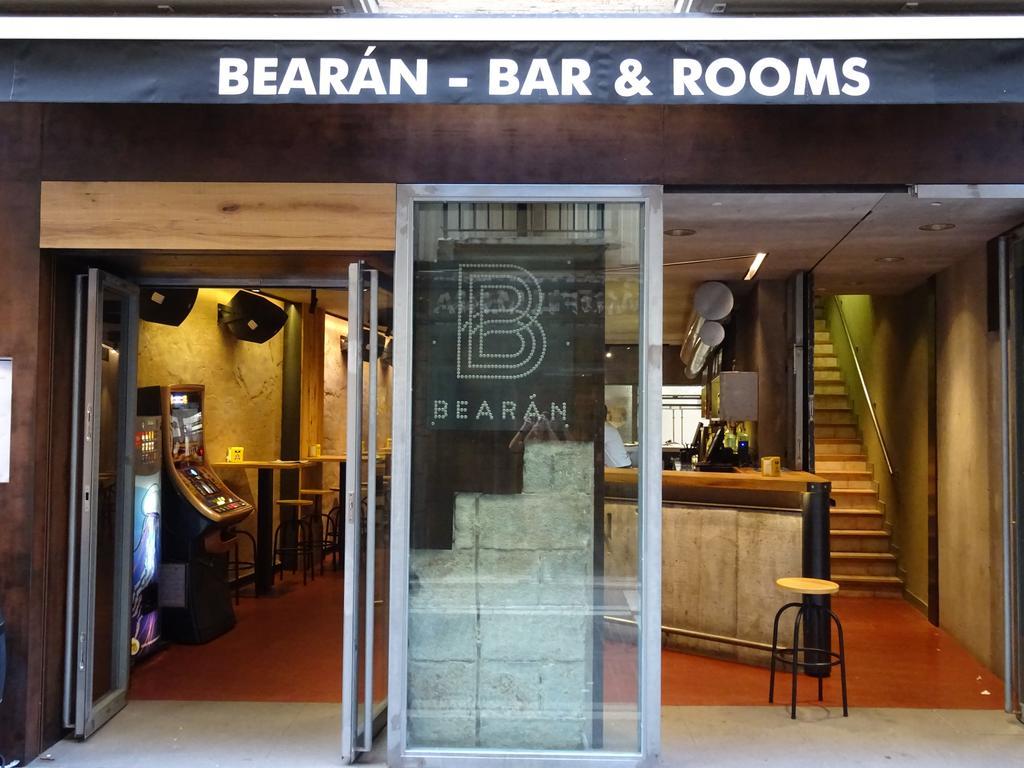 Bearan Bar & Rooms ปัมโปลนา ภายนอก รูปภาพ