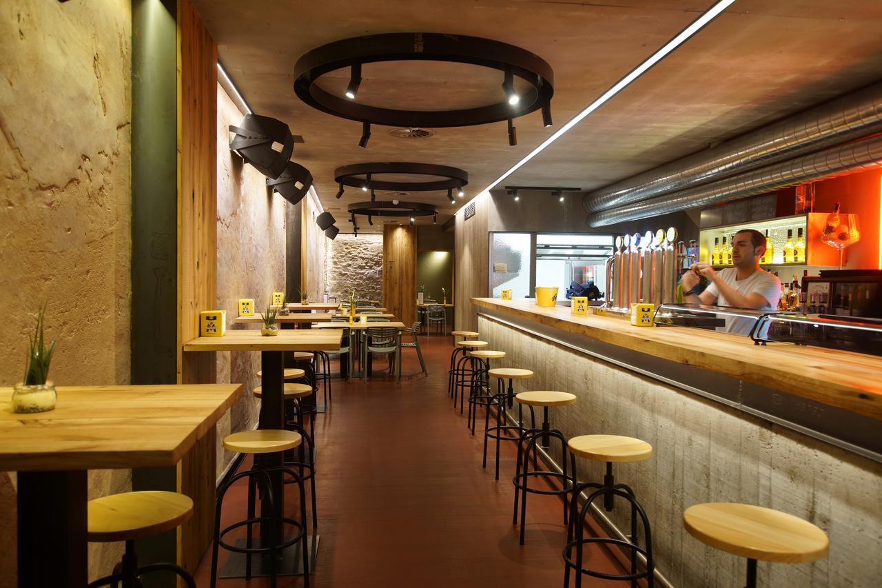 Bearan Bar & Rooms ปัมโปลนา ภายนอก รูปภาพ